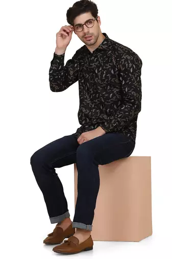 Black printed casual shirt