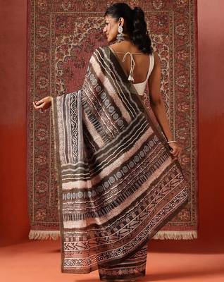 Brown printed cotton blend ethnic saree with blouse piece 3