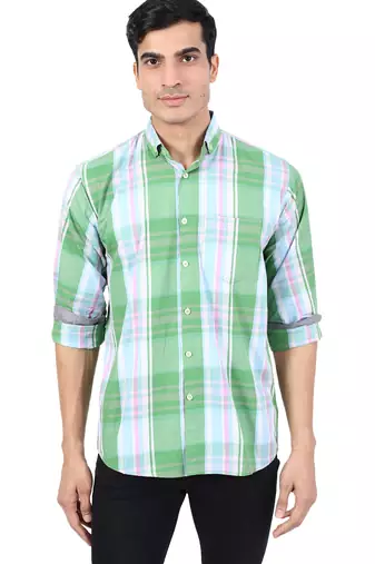 Green checkered casual shirt