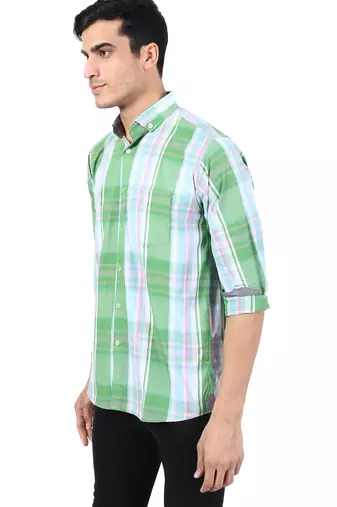 Green checkered casual shirt