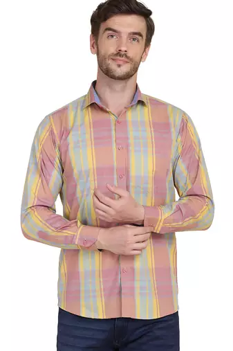 Pink checkered casual shirt