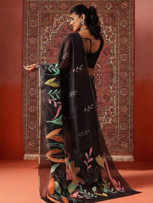 Black printed cotton blend ethnic saree with blouse piece 2