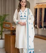 Neelambari embroidered cotton kurta set