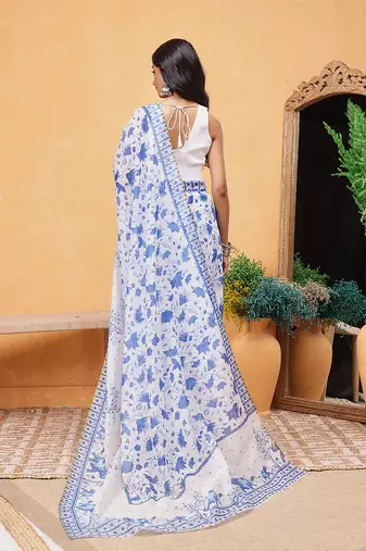 White printed cotton blend ethnic saree with blouse piece