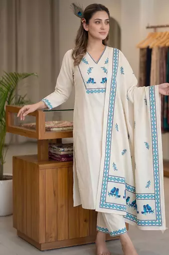 Neelambari embroidered cotton kurta set
