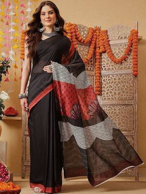 Black printed cotton blend ethnic saree with blouse piece 1