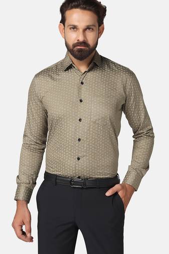 Men printed shirt