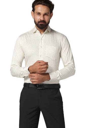Men cream printed shirt
