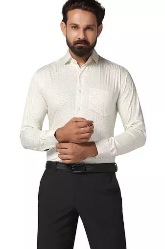 Men cream printed shirt