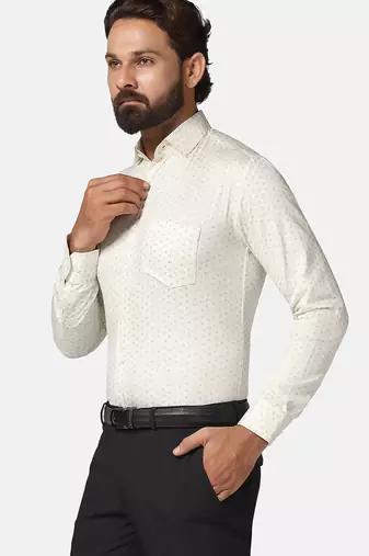 Men cream printed shirt
