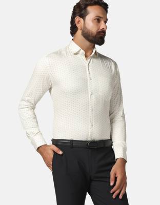 Men cream printed shirt 4