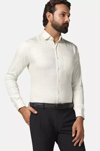 Men cream printed shirt