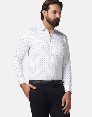 Men white printed shirt 4