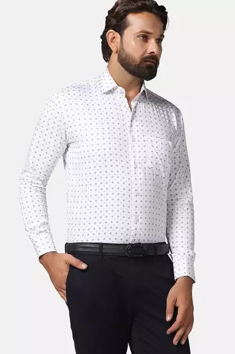Men white printed shirt