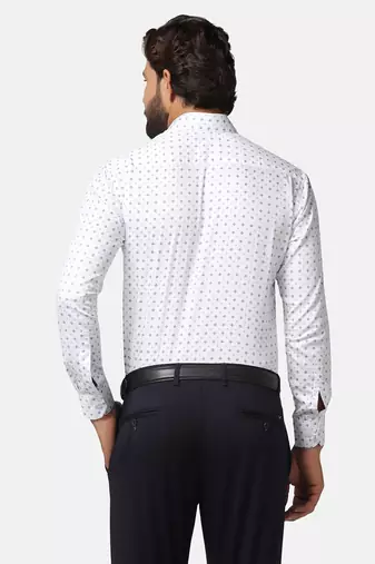 Men white printed shirt