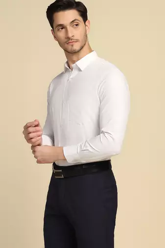 Men white textured shirt
