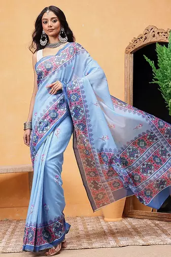 Blue printed cotton blend ethnic saree with blouse piece