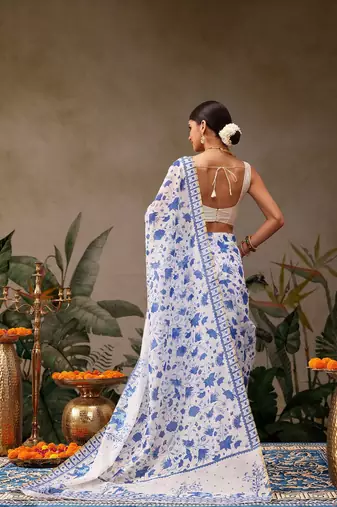 White printed cotton blend ethnic saree with blouse piece