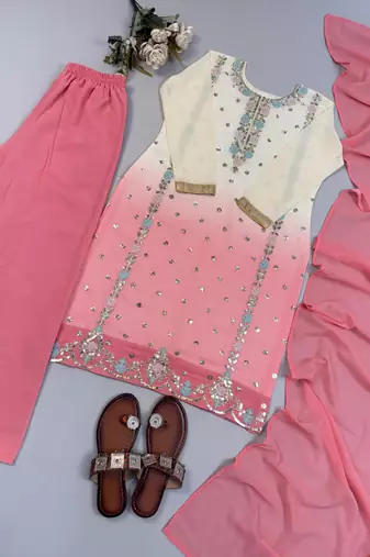 Heavy Embroidery Work Suit Set Designer Kurti With Dupatta