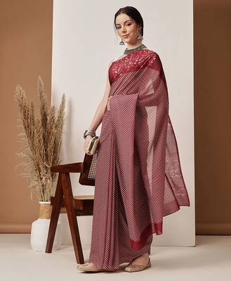 Maroon printed cotton blend ethnic saree with blouse piece 4