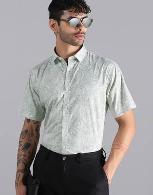 Tropical leaf printed green shirt 5