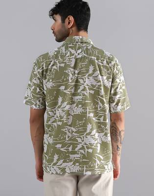 Leaf shadow printed green shirt 5