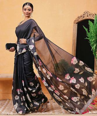 Black printed cotton blend ethnic saree with blouse piece 4