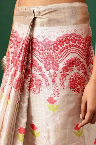 Off white printed art silk ethnic saree with blouse piece