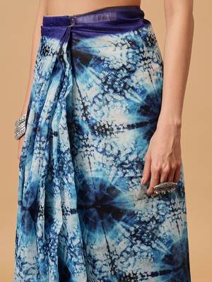 Blue printed cotton blend ethnic saree with blouse piece 4