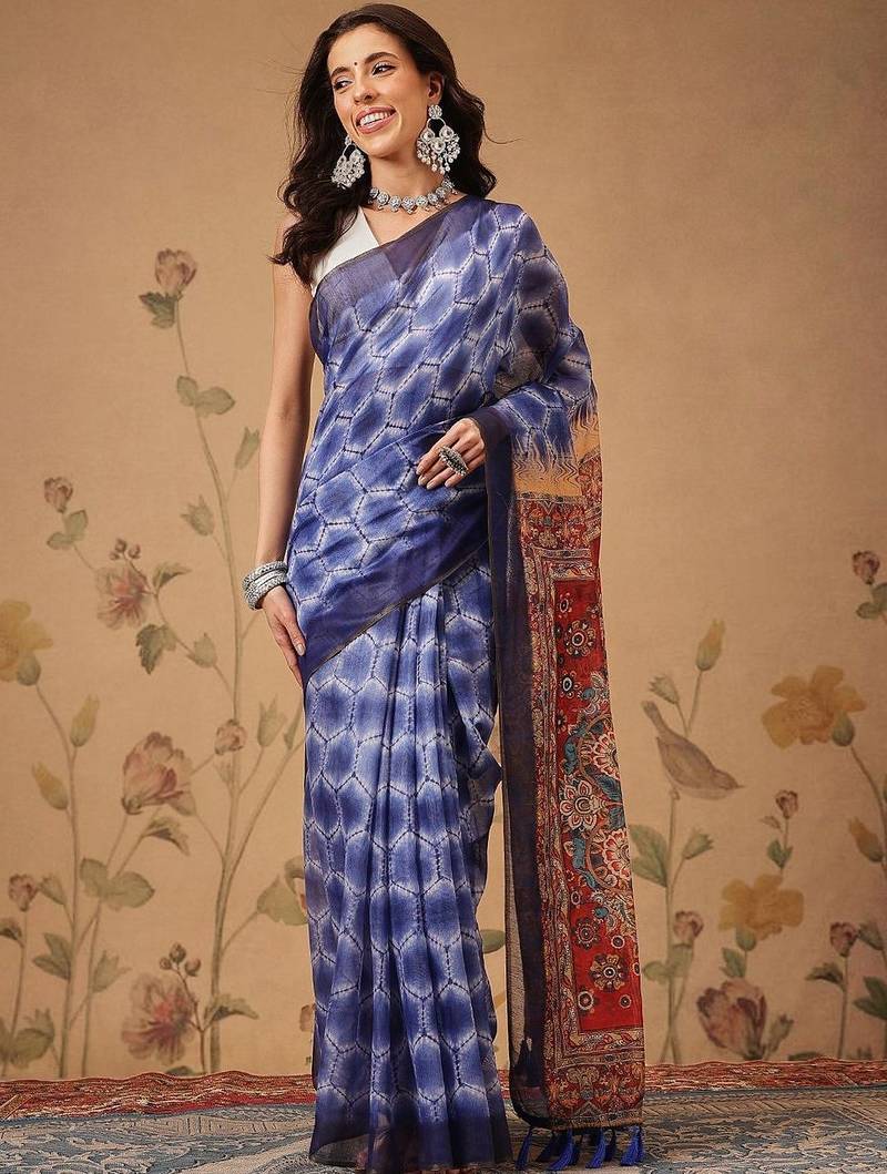 Blue printed cotton blend ethnic saree with blouse piece