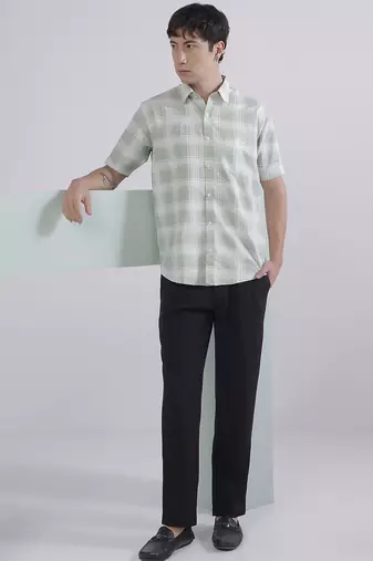 Regular fit casual check shirt