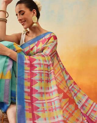 Green printed tissue traditional saree with blouse piece 5