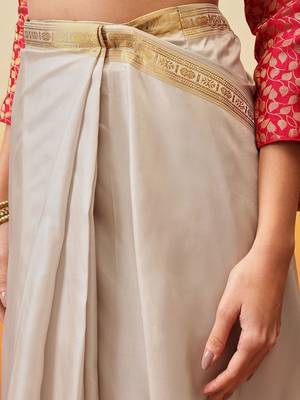 off white floral print art silk saree with blouse 5