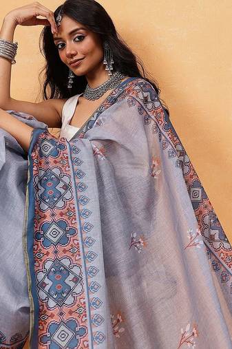 Grey printed cotton blend ethnic saree with blouse piece