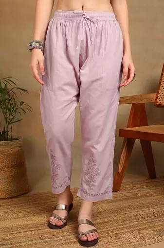 Women mauve ethnic motifs embroidered cotton front slit chikankari kurta with trousers