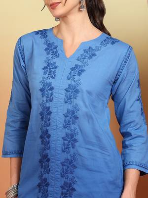 Women dark blue ethnic motifs embroidered cotton floral chikankari ombre kurta set with palazzo 4