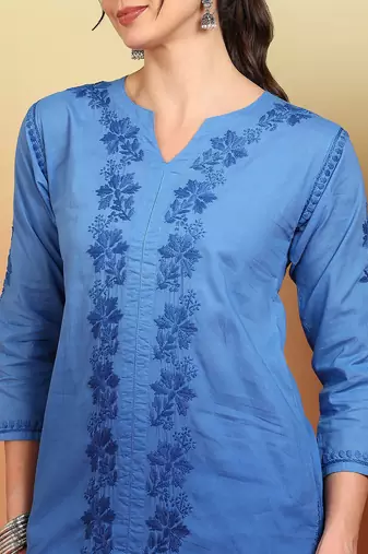 Women dark blue ethnic motifs embroidered cotton floral chikankari ombre kurta set with palazzo