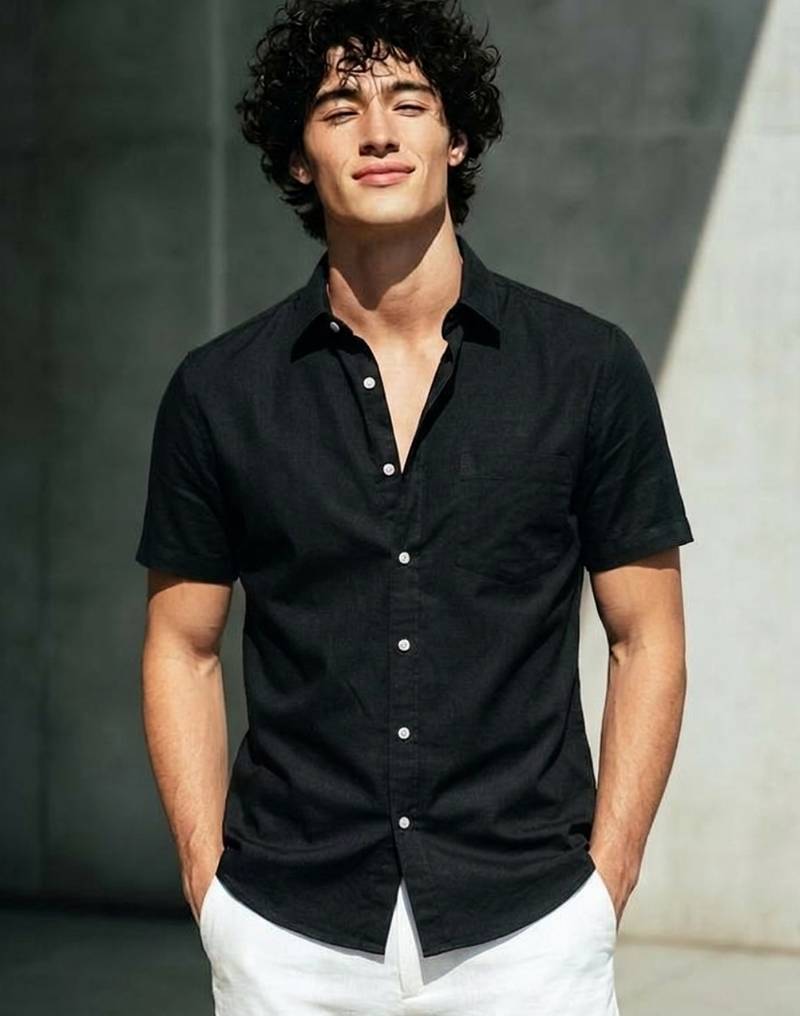 Men's black boxy fit shirt