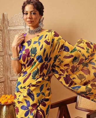 Yellow printed cotton blend ethnic saree with blouse piece 4