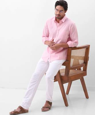 Solid pink boxy fit shirt for men 4