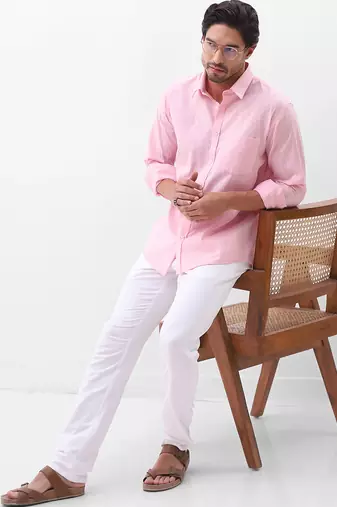 Solid pink boxy fit shirt for men
