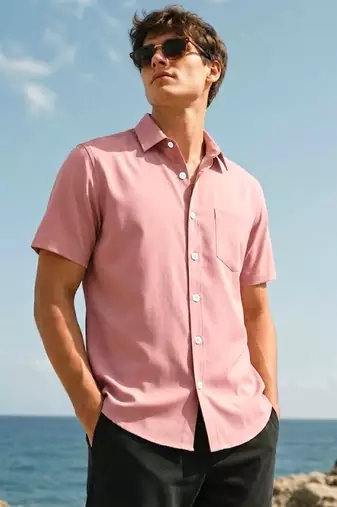 Men's pink boxy fit shirt
