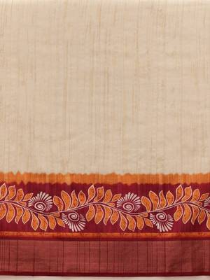 Off white printed silk blend ethnic saree with blouse piece 5