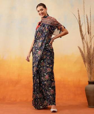 Navy blue printed cotton blend ethnic saree with blouse piece 2