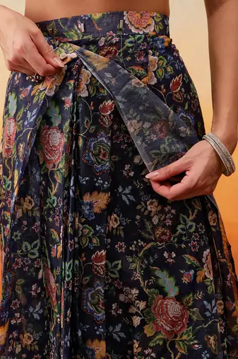Navy blue printed cotton blend ethnic saree with blouse piece