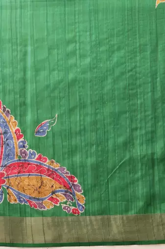 Green printed silk blend ethnic saree with blouse piece