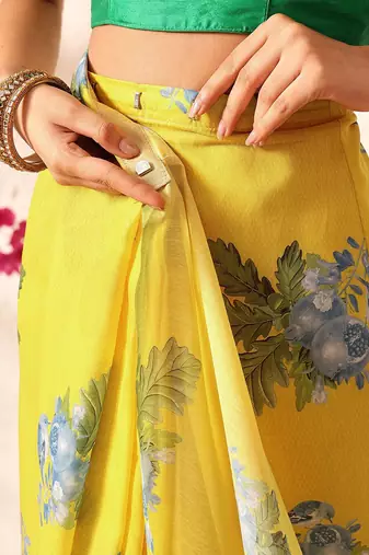 Yellow printed polycotton casual wear saree with blouse piece