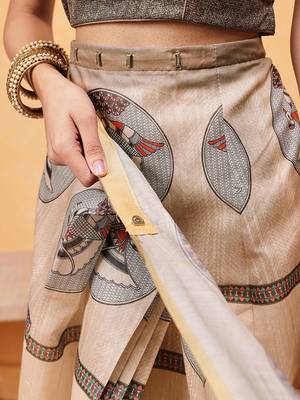 Beige printed cotton blend ethnic saree with blouse piece 5