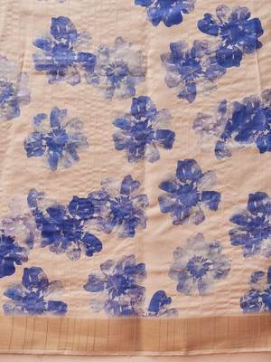 Off white printed silk blend ethnic saree with blouse piece 5