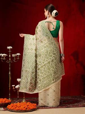 Cream woven cotton blend traditional saree with blouse piece 2